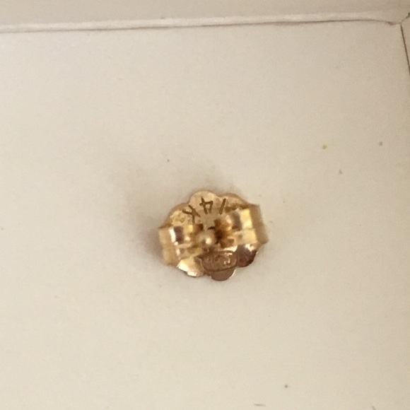 NOT FOR SALE VTG 90s 14K Gold Pearl & Diamond Earrings. - Picture 5 of 6